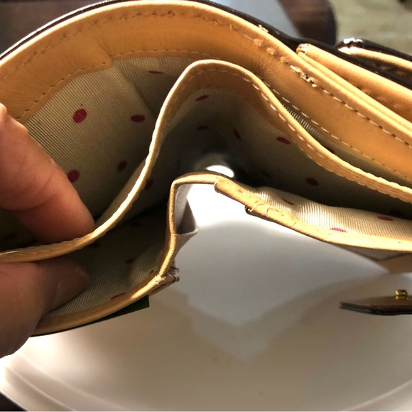 Authentic NWT KATE SPADE Black Leather Lisa Greenwich Avenue Trifold Wallet - Picture 8 of 11